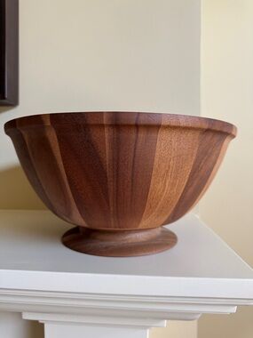 NWT Wooden Decorative Salad Bowl - Two-Tone Walnut Finish